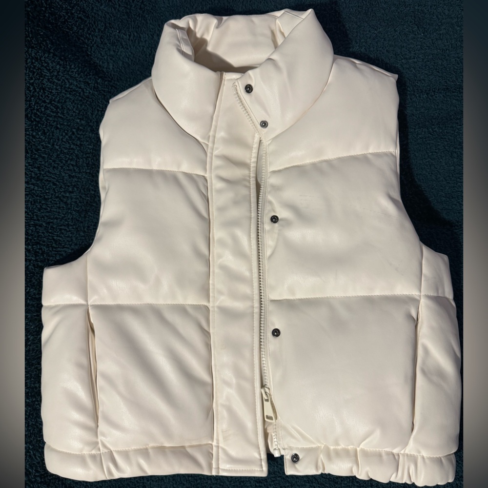 White Vest 
Ci Sono by Cavalini